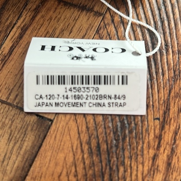 NWT Coach Watch Perry LOVE in multicolor bubble letters Rtl 125 - Picture 10 of 10